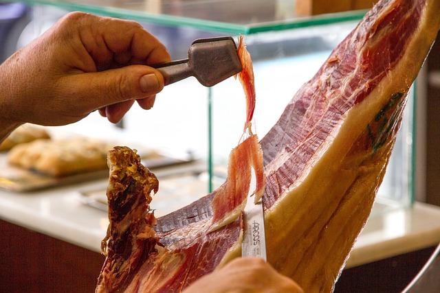 Le jambon, fleuron gastronomique de Bayonne : Femme Actuelle Le MAG